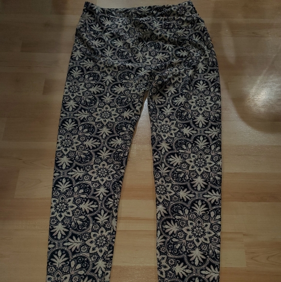 Nwot LuLaRoe os leggings - Picture 1 of 2